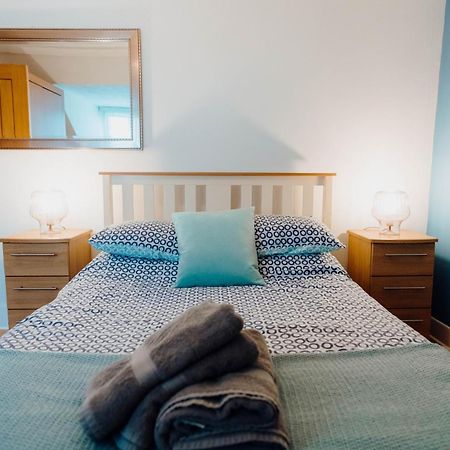 Close To Harbour No2 Albert View Тенби Екстериор снимка
