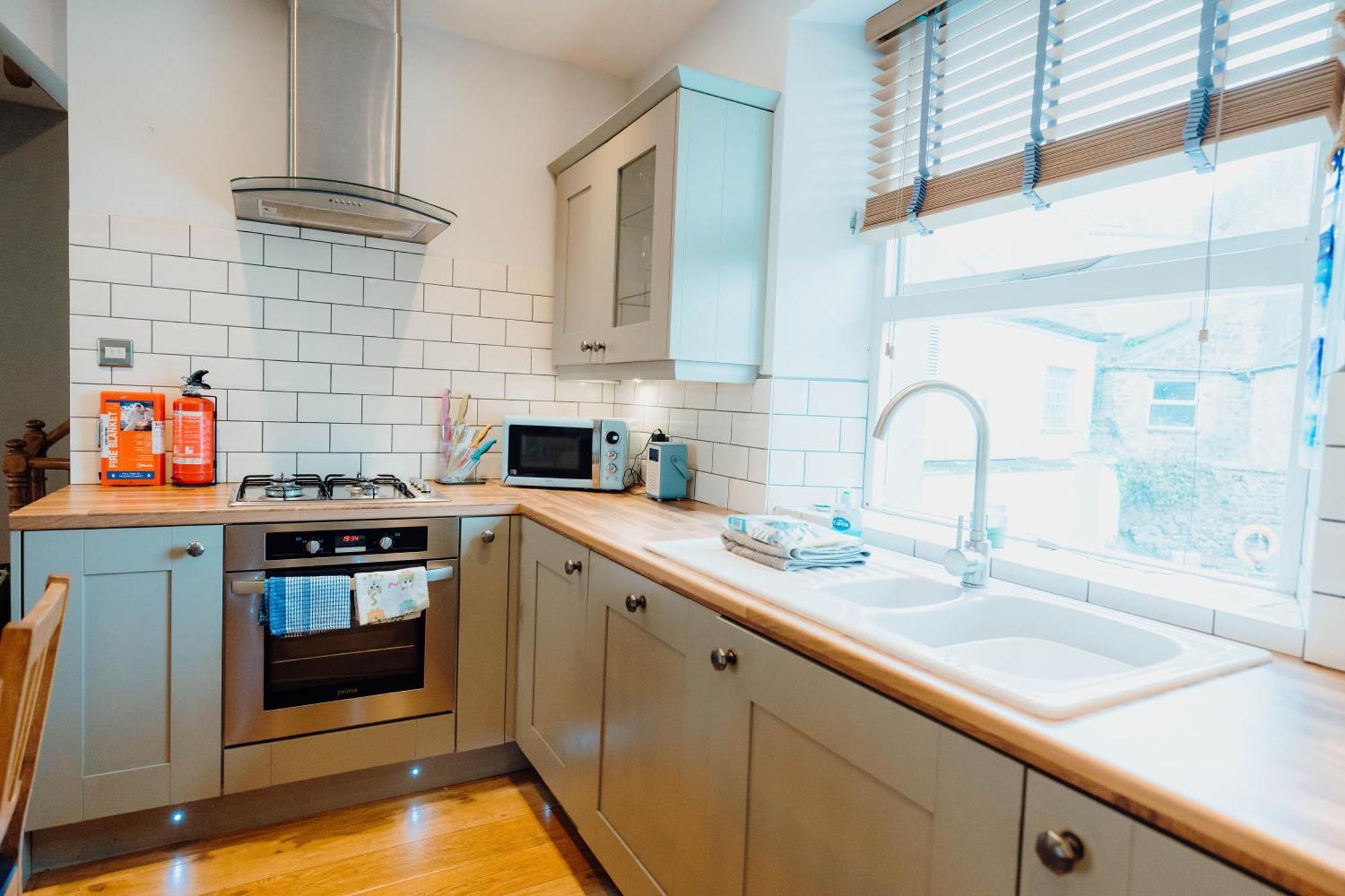 Close To Harbour No2 Albert View Тенби Екстериор снимка